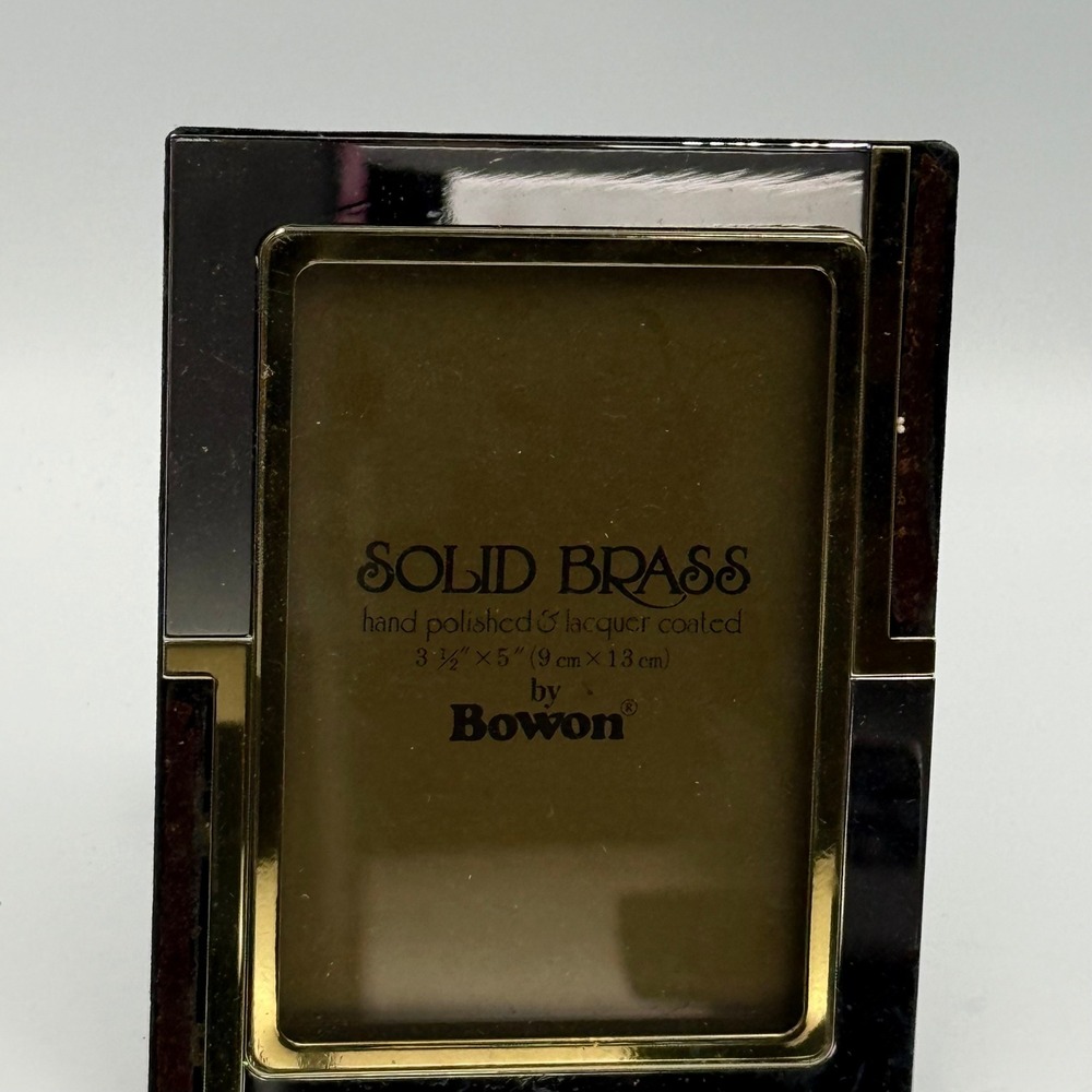 Bowon Solid Brass Picture Frame 3.5x5 Hand Polished Lacquer Coated Vintage READ